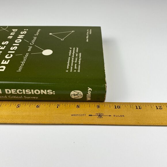 Games and Decisions: Introduction & Critical Survey R. Duncan Luce VTG 1958 - Picture 13 of 13